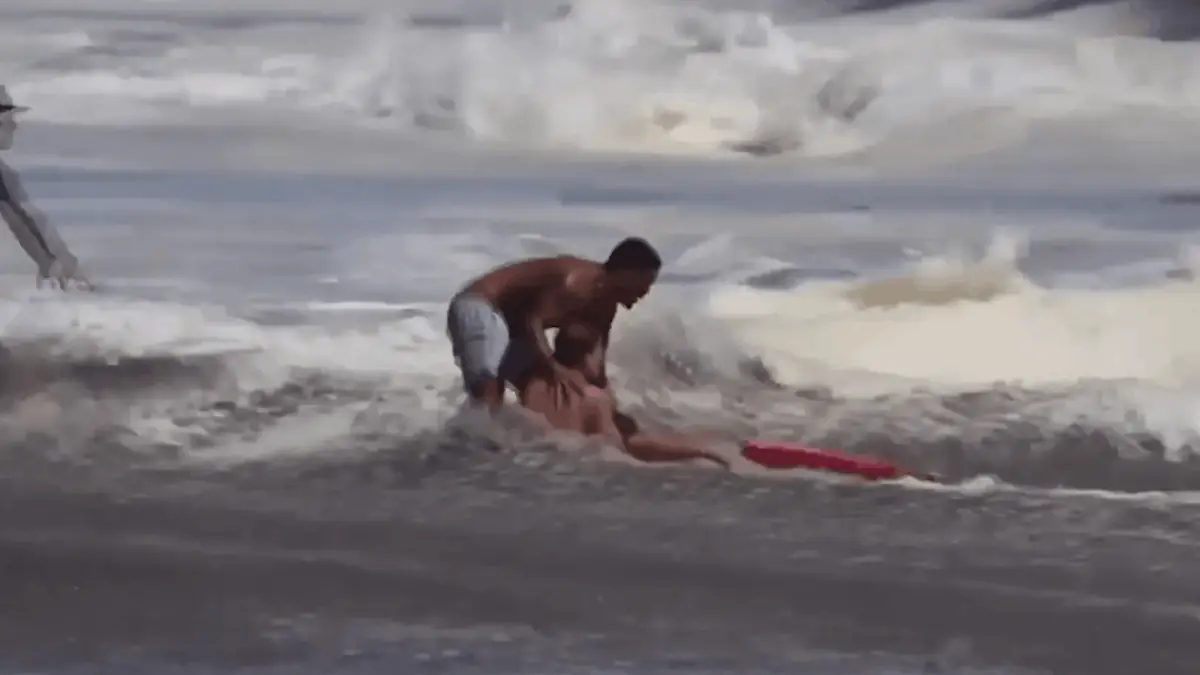 Teen Lifeguard's Daring Rescue Catches Trump's Attention: What Happened Next?