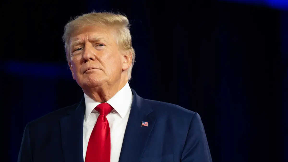 Trump Sparks Outrage with Offer to Fallen Soldier's Family