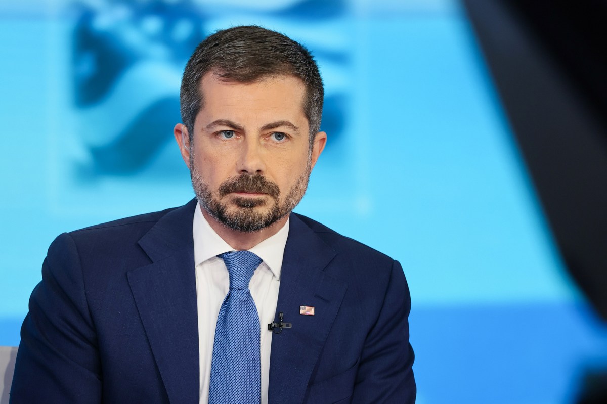 Pete Buttigieg's Bold 2028 Move: What Changed?